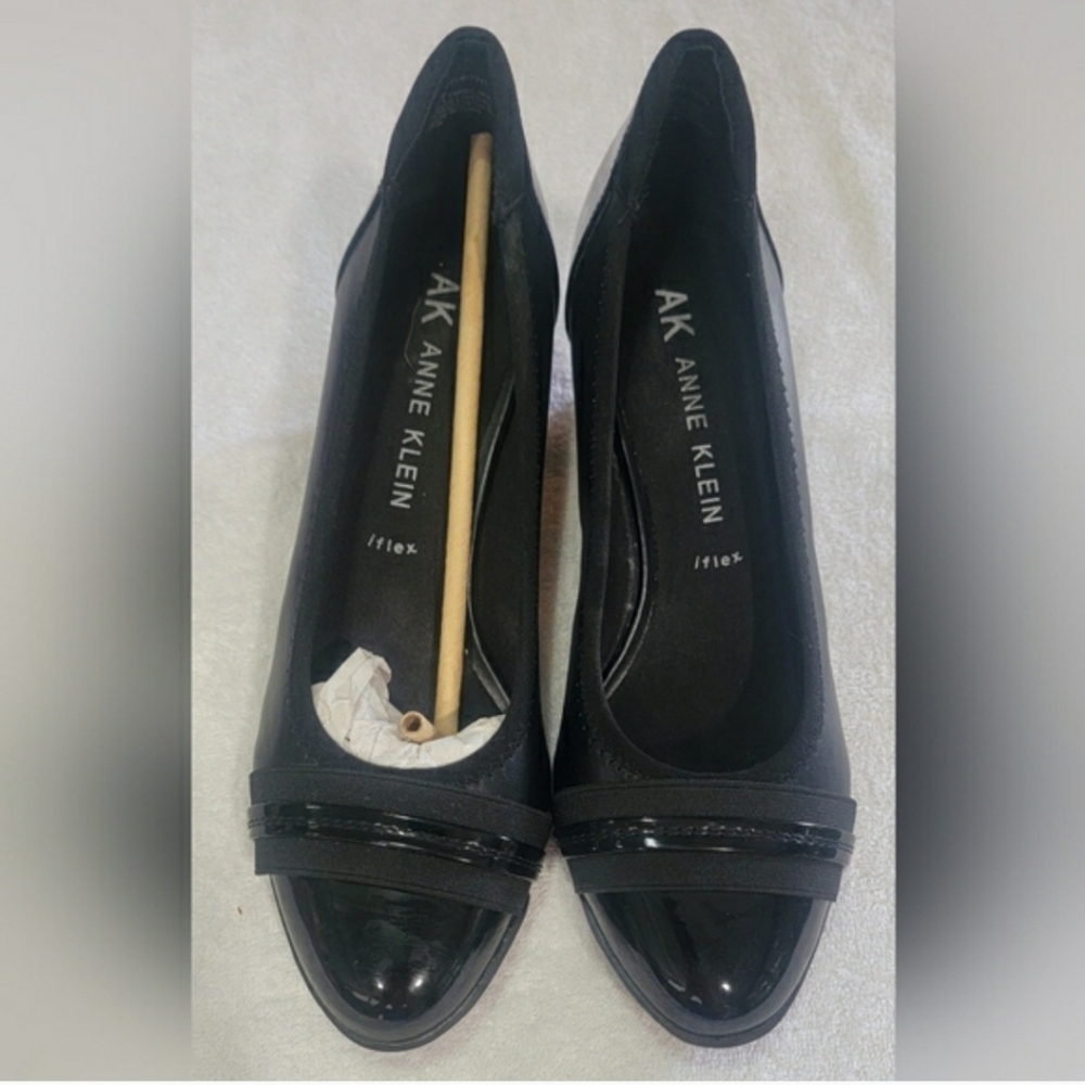Anne Klein Black Pointed-Toe Patent Accent Flats